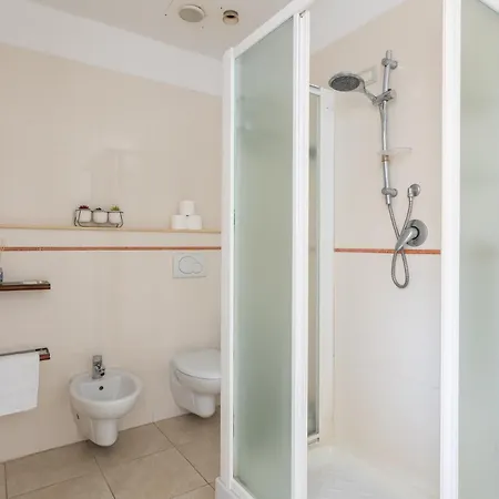 Unicorn House - Stunning Sea View With Pool